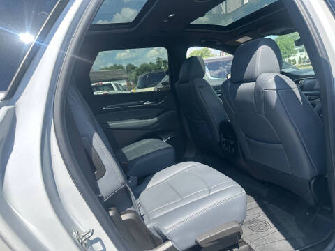 2024 Buick Enclave Essence