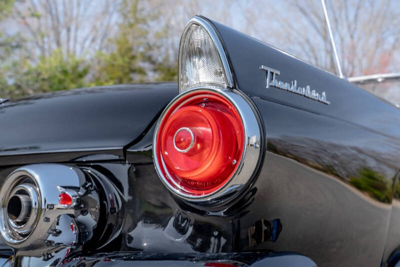1955 Ford Thunderbird