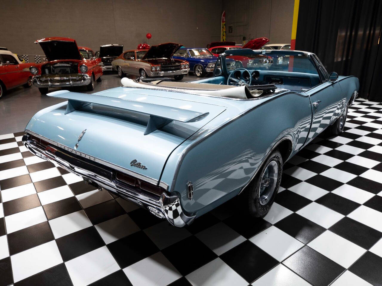1968 Oldsmobile Cutlass 33