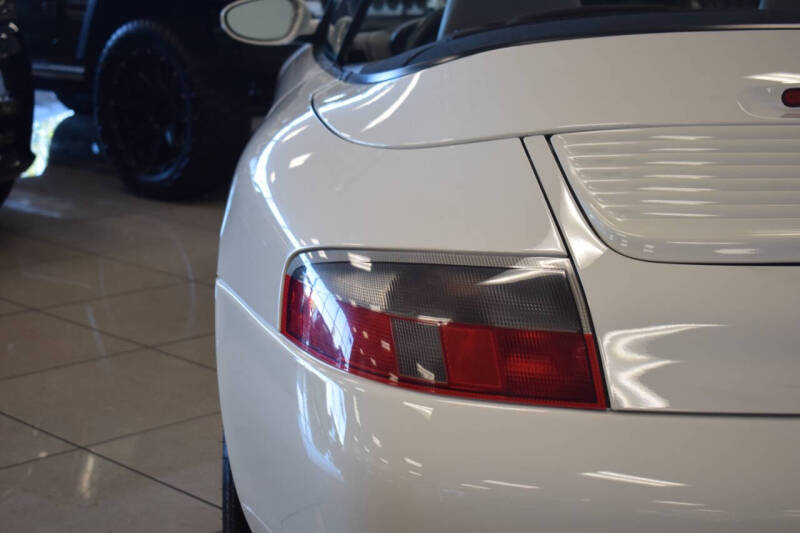 2000 Porsche 911 Carrera