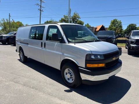 2026 Chevrolet Express 3500