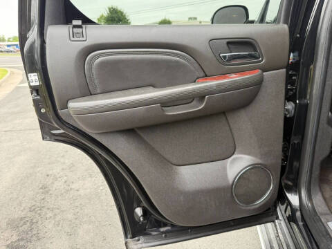 2014 Cadillac Escalade Luxury