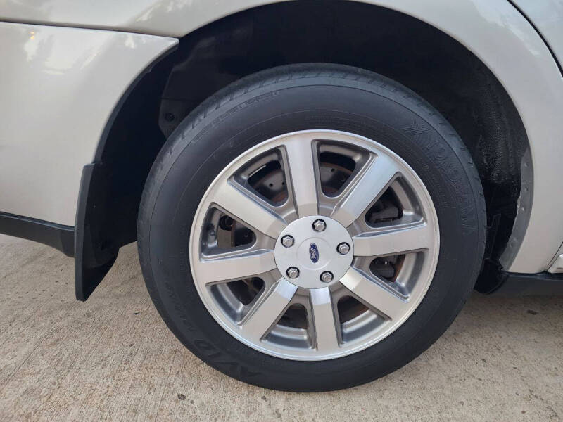 2008 Ford Taurus SEL