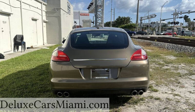 2011 Porsche Panamera