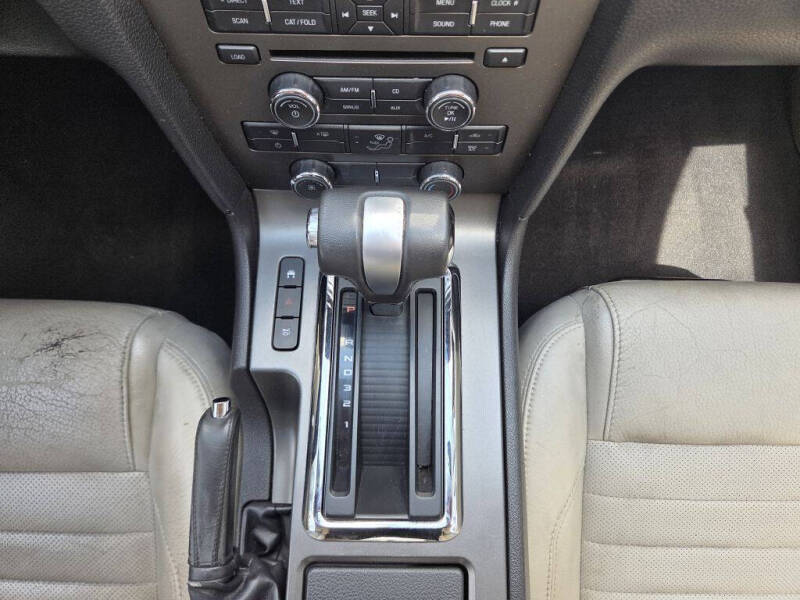 2010 Ford Mustang
