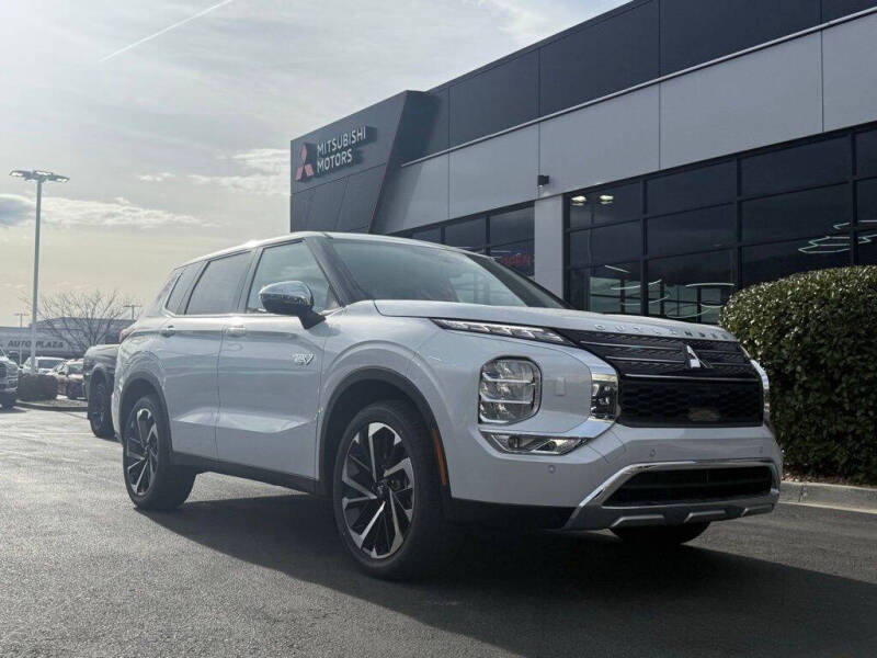 2025 Mitsubishi Outlander PHEV SE