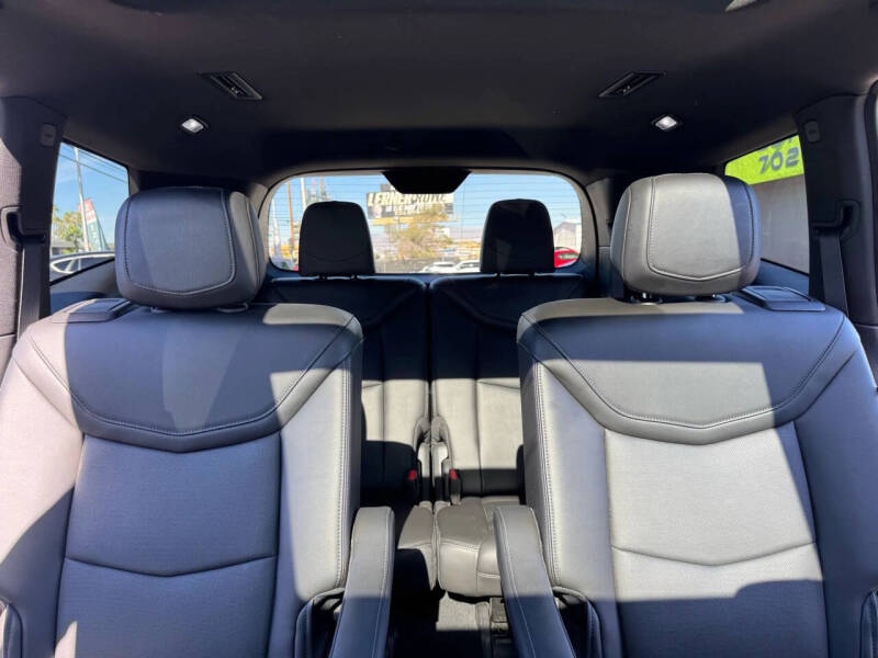 2025 Cadillac XT6 Premium Luxury