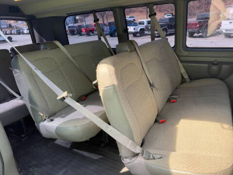 2022 Chevrolet Express 3500