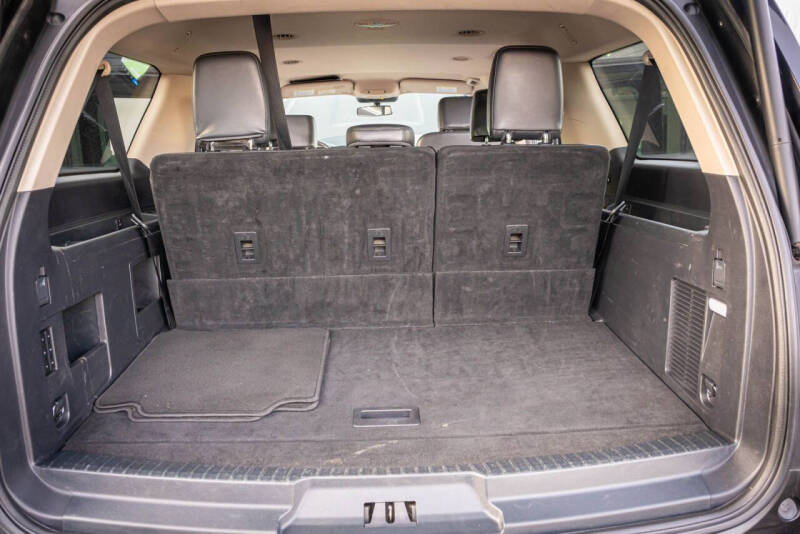 2024 Ford Expedition MAX XLT