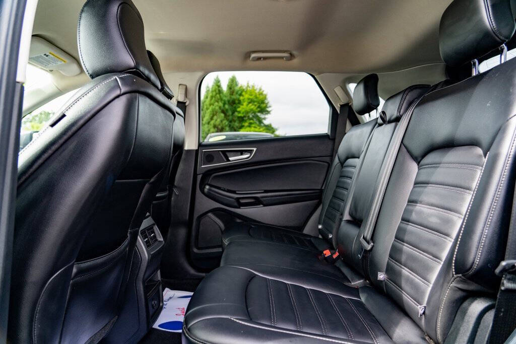 2022 Ford Edge for sale at Auto Destination in Puyallup, WA