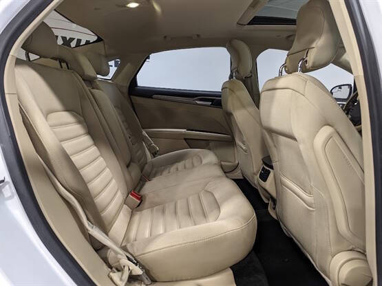 2014 Ford Fusion Hybrid SE