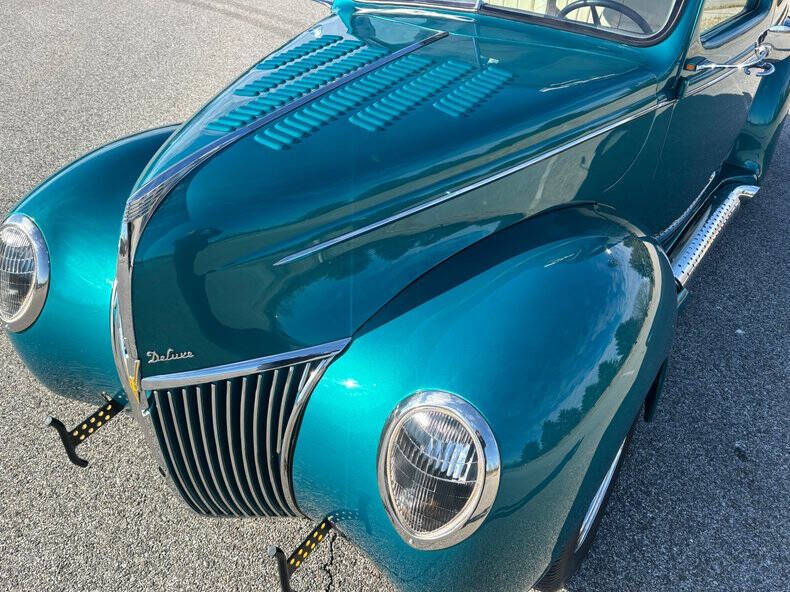 1939 Ford Deluxe
