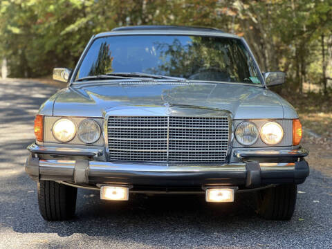 1975 Mercedes-Benz 400-Class