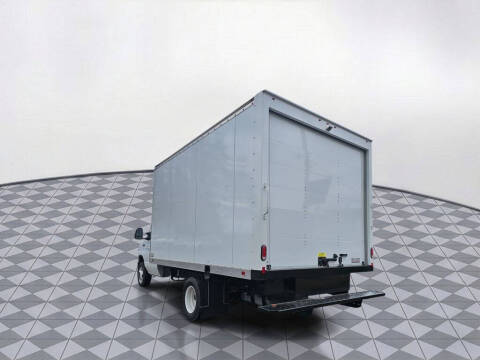2025 Ford E-Series