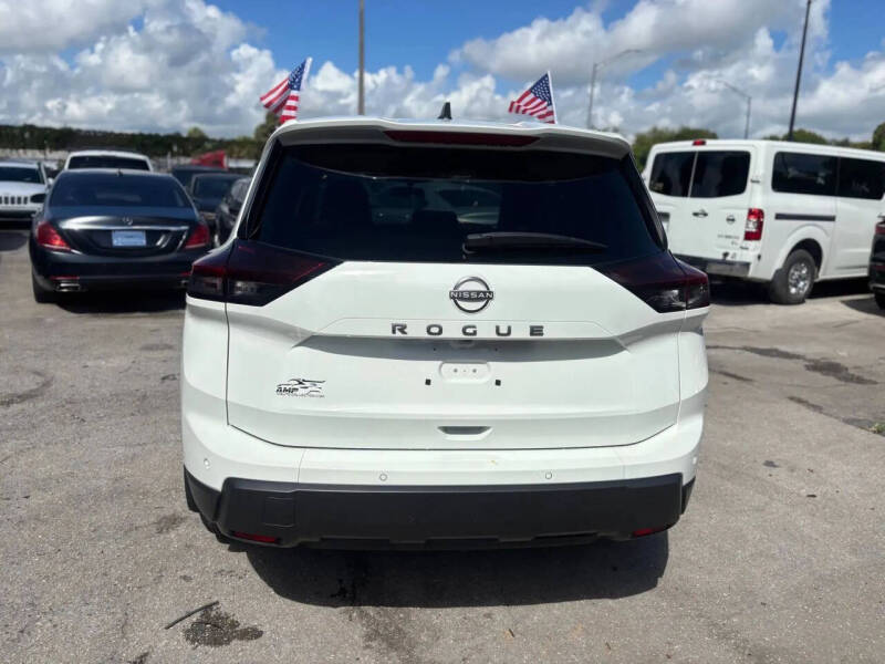 2025 Nissan Rogue S