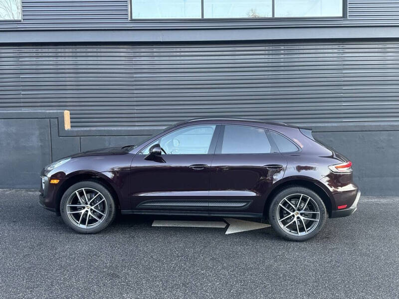2025 Porsche Macan