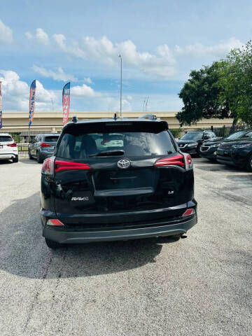 2017 Toyota RAV4 LE