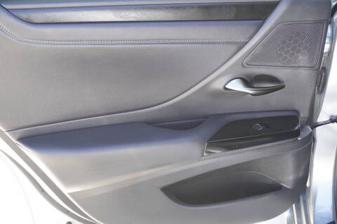 2025 Lexus ES 350