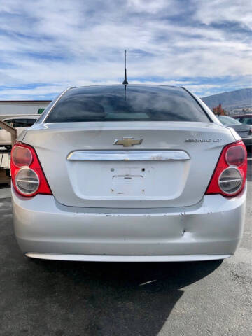 2013 Chevrolet Sonic LT Manual