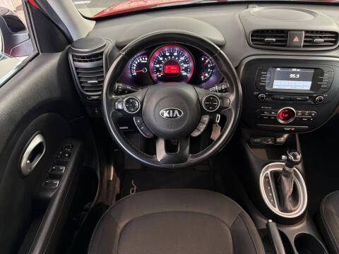 2017 Kia Soul +