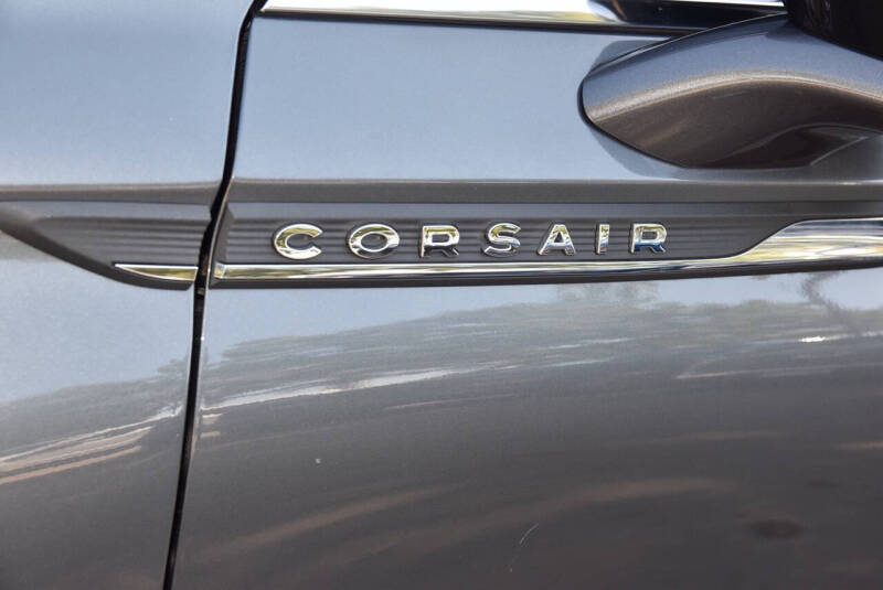 2022 Lincoln Corsair Standard