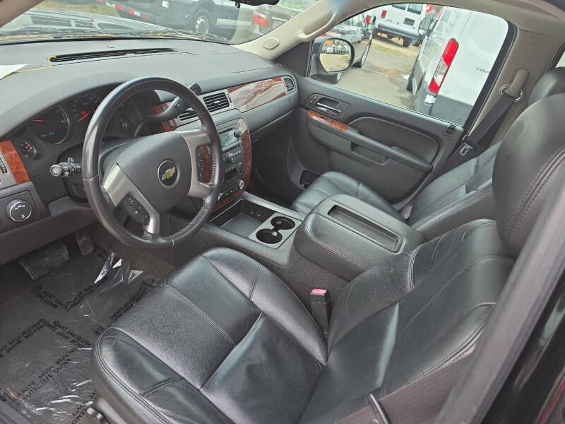 2012 Chevrolet Suburban LT