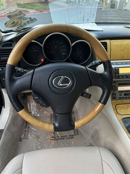 2003 Lexus SC 430