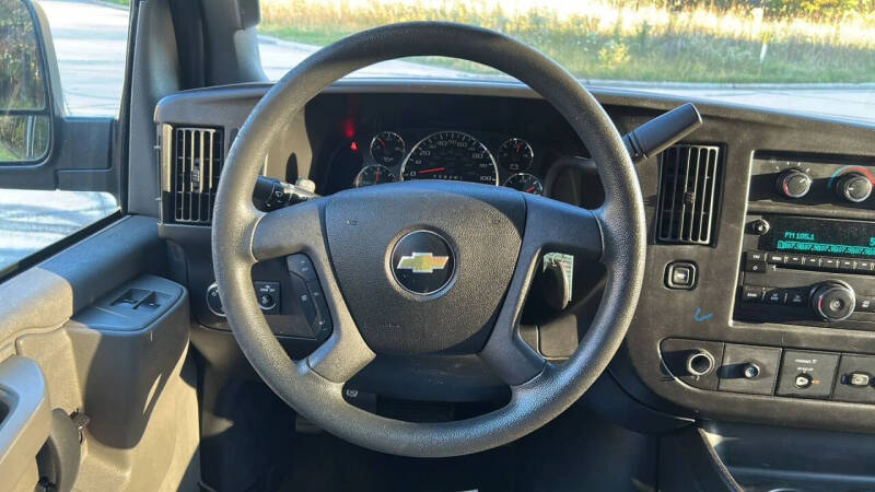 2017 Chevrolet Express LT 3500