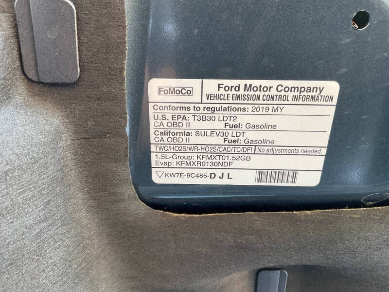 2019 Ford Escape SEL