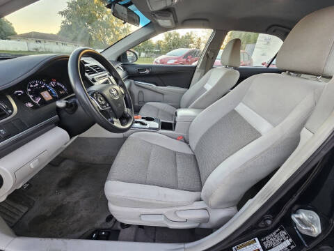 2013 Toyota Camry Hybrid LE