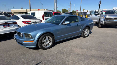 2005 Ford Mustang GT Premium