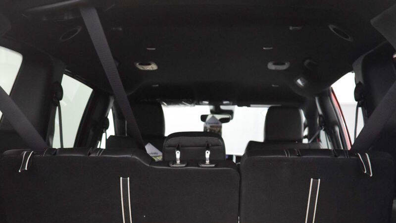 2025 Chrysler Pacifica Select - Photo 6
