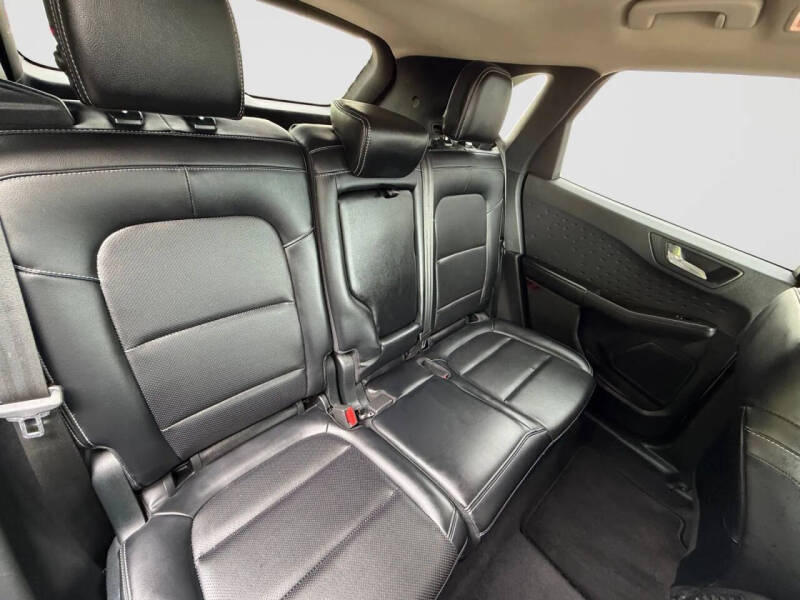 2020 Ford Escape SEL