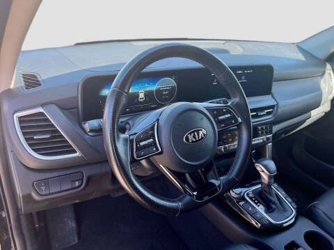 2024 Kia Seltos SX