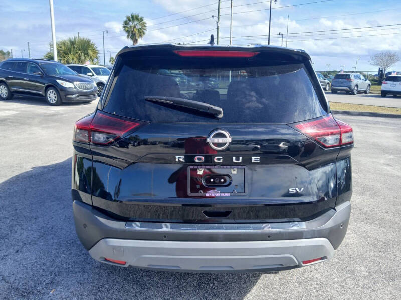 2022 Nissan Rogue SV