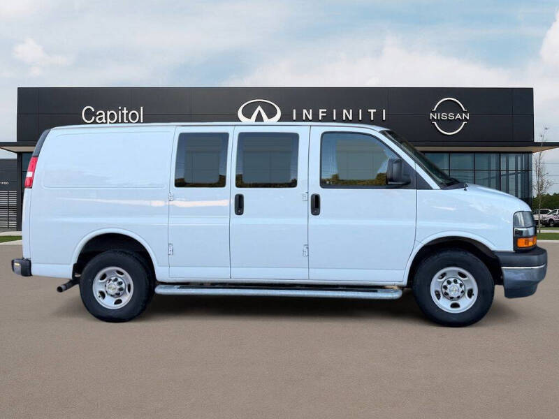 2024 Chevrolet Express 2500