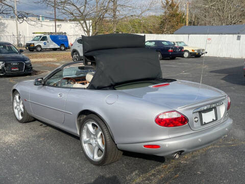 2001 Jaguar XKR