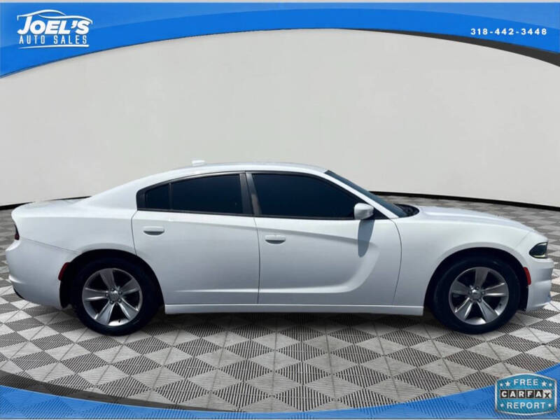 2017 Dodge Charger SXT