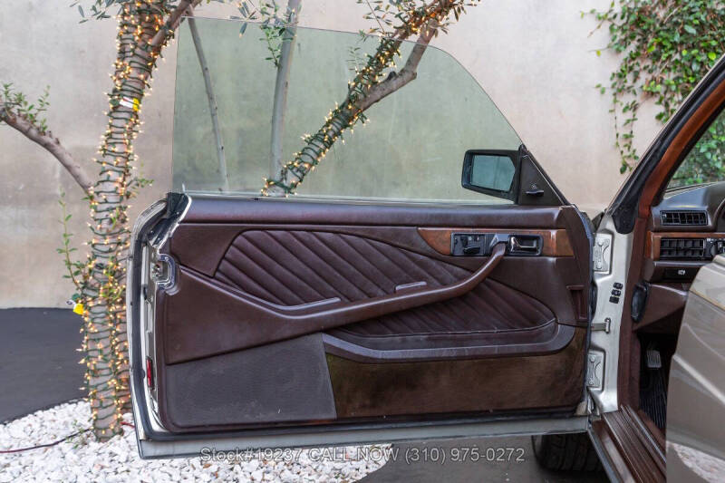 1989 Mercedes-Benz 560-Class 560 SL