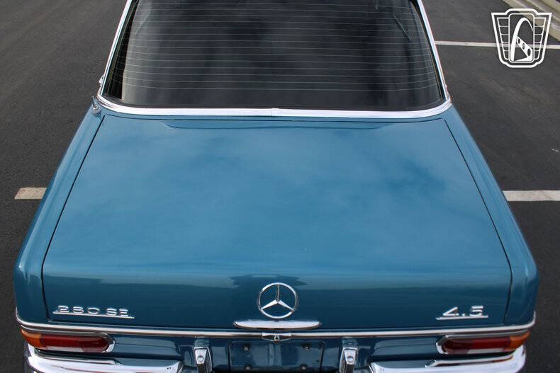 1973 Mercedes-Benz 280-Class