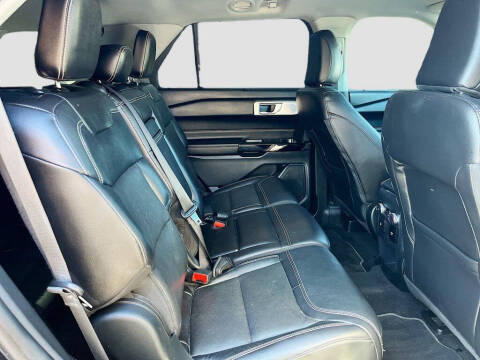 2021 Ford Explorer ST