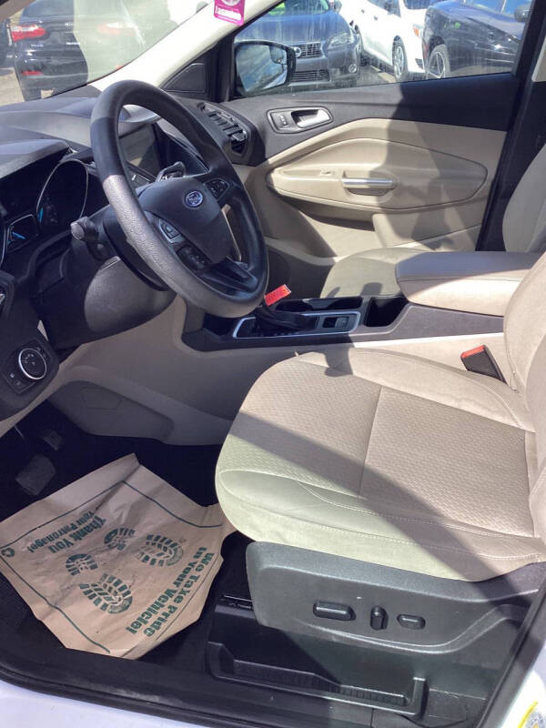 2019 Ford Escape SE