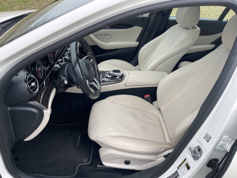 2019 Mercedes-Benz E-Class E 300