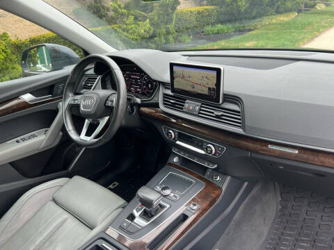 2018 Audi Q5 2.0T quattro Premium Plus