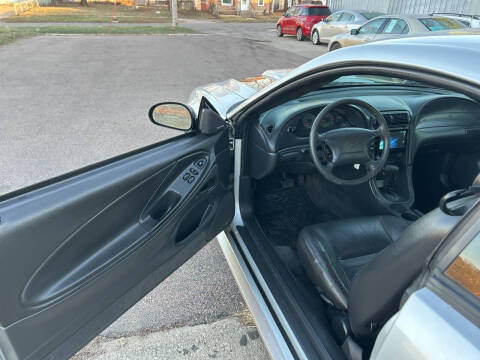 2003 Ford Mustang GT Deluxe