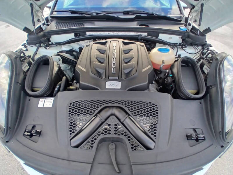 2018 Porsche Macan GTS