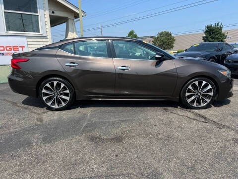 2016 Nissan Maxima