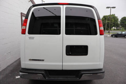 2017 Chevrolet Express LT 3500