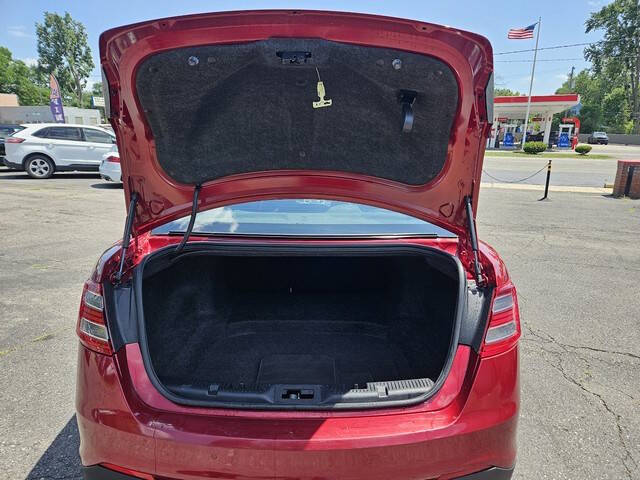 2019 Ford Taurus SEL