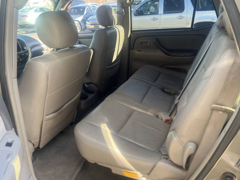 2006 Toyota Sequoia SR5